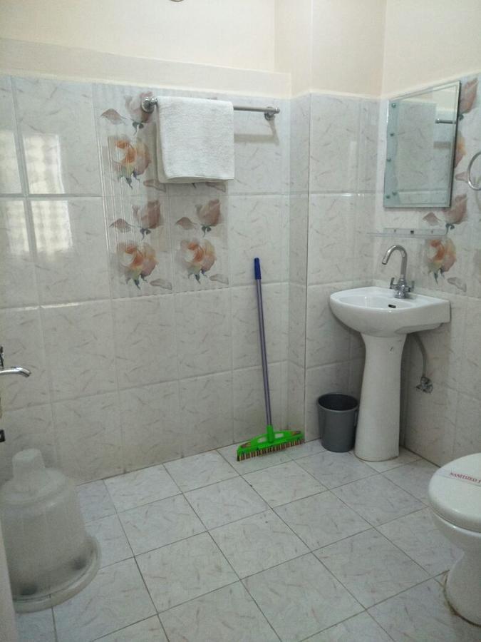 Hotel Mansarovar Banjār Екстериор снимка